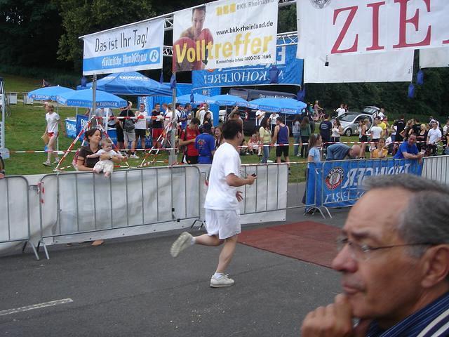 Colbert at University Run in Cologne, June 13, 2007