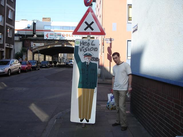 Eintracht Str in Cologne, May 18, 2007