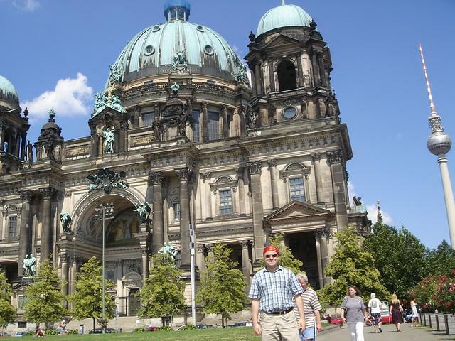 I am in Front of Berliner Dom in Berlin, June 10, 2007