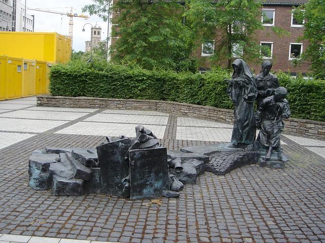 Monument on Gereon Str in Cologne, May 17, 2007