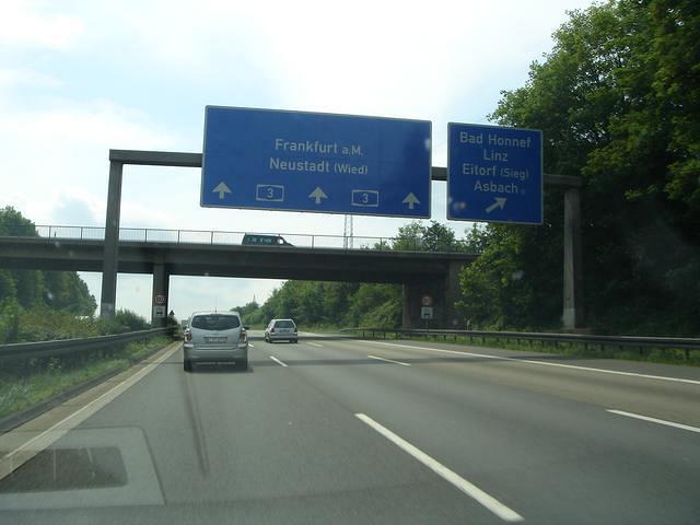 Signes on Autobahn from Cologne to Munich, May 26, 2007